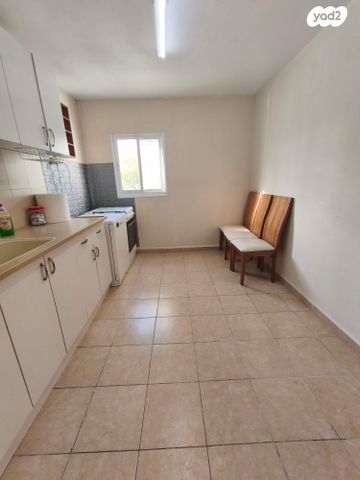 דירה, שדרות השושנים 7, בן גוריון, נצרת עילית / נוף הגליל