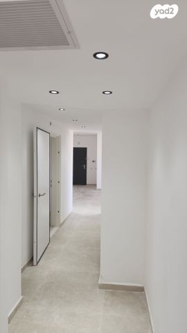 דירה, יצחק שמיר 15, נווה שרון / שער העיר, נתיבות