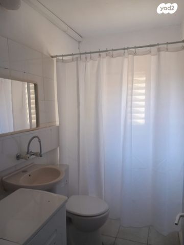 רחבת הרא"ש 12