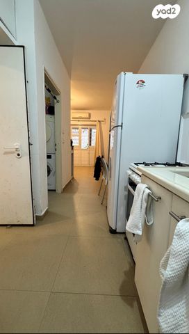 דירה, צוק 11, שערי תקווה, שערי תקווה