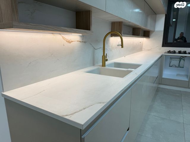 דירה, שחם 2, המגרסה, מבשרת ציון