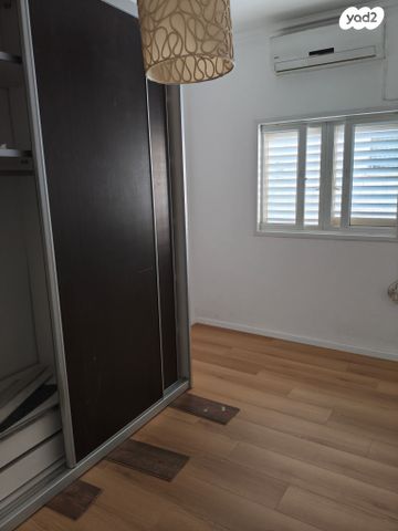 דירה, הרברט סמואל 11, רמב"ם, חדרה