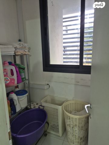 דירה, שפינוזה 14, אברמוביץ', ראשון לציון