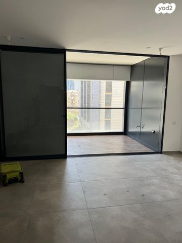 דירה, תוצרת הארץ 5, נחלת יצחק, תל אביב יפו