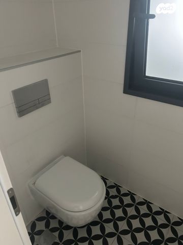 דירה, אמנון ליפקין שחק 4, נוף הטיילת, נתניה