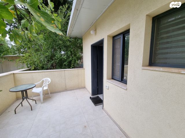 דירת גן, הכלנית 16, ברקן, ברקן