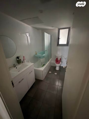 דירה, אהבת אדם 48, שרונה, כפר יונה