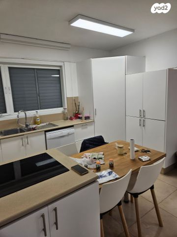 בית פרטי/ קוטג', אשר ברש 7, נווה עוז, פתח תקווה