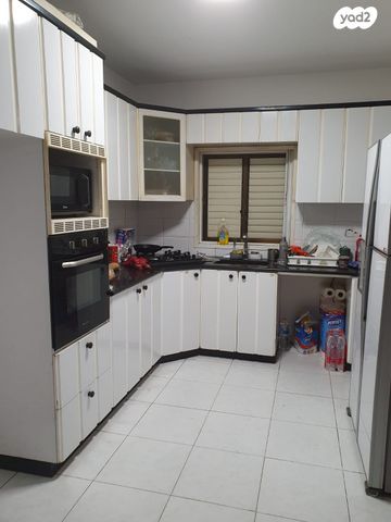 דירה, משה סנה 7, קרית שרת מזרח, חולון