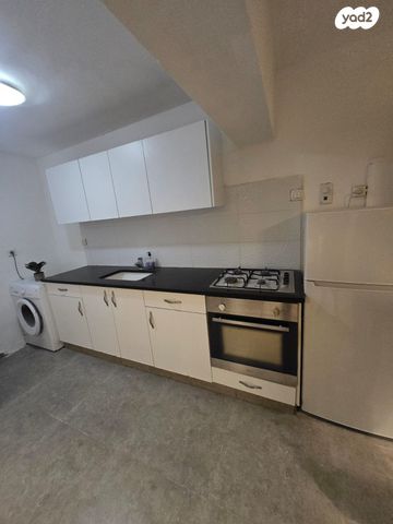 דירת גן, לוס אנג'לס 1, אופיר, אילת