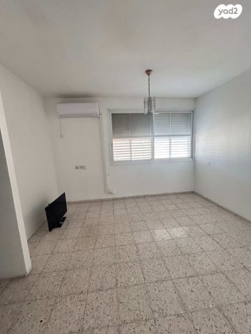 מנחם אוסישקין 58