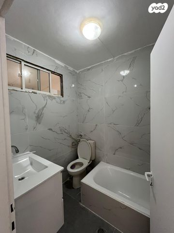 דירת גן, דוד ניב 9, פסגת זאב, ירושלים