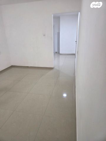 דירה, הציונות 43, רובע הקריה, הסיטי, אשדוד