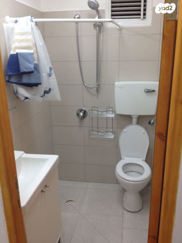 דירה, יחזקאל 84, עמידר, פרדס חנה כרכור