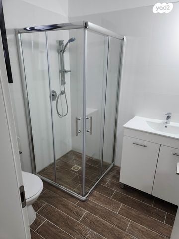 דירה, גילדסגיים 4, קרית קריניצי, רמת גן