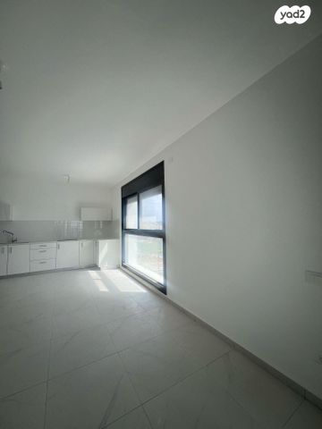 דירה, שדרות עין התכלת 1, עין התכלת, נתניה