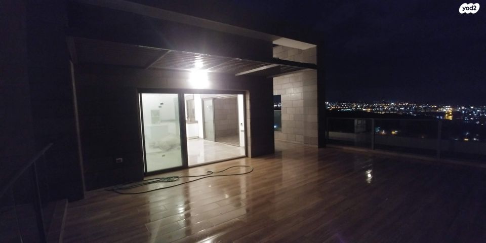 גג/ פנטהאוז, נחליאלי 6, סנסן, צור הדסה