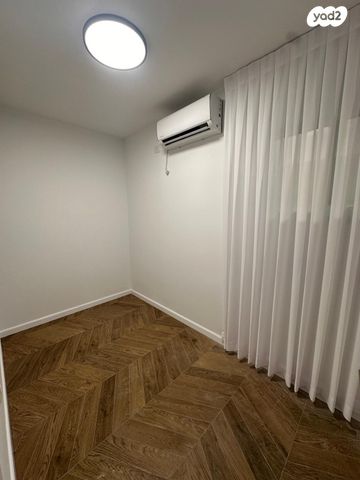 דירה, זלמן שז"ר 51, נווה עופר, תל כביר, תל אביב יפו