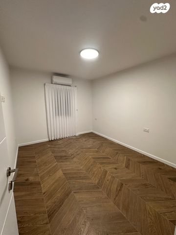 דירה, זלמן שז"ר 51, נווה עופר, תל כביר, תל אביב יפו