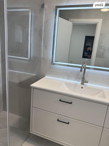 יחידת דיור, הקטיף 341, שחר, שחר