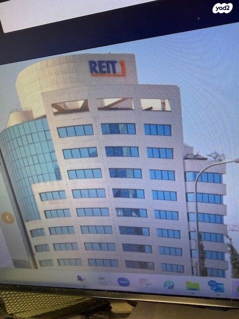 החשמונאים 100