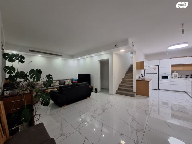 בית פרטי/ קוטג', בר לב, מזכרת בתיה