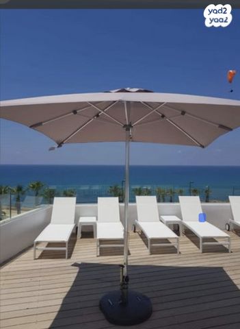 דירה, שדרות בן גוריון 2, נוף הטיילת, נתניה