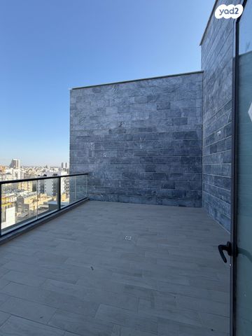 דופלקס, פתח תקווה