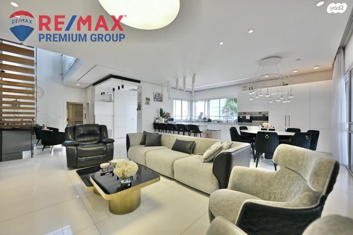 דו משפחתי, שוהם