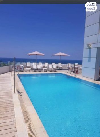 דירה, שדרות בן גוריון 2, נוף הטיילת, נתניה