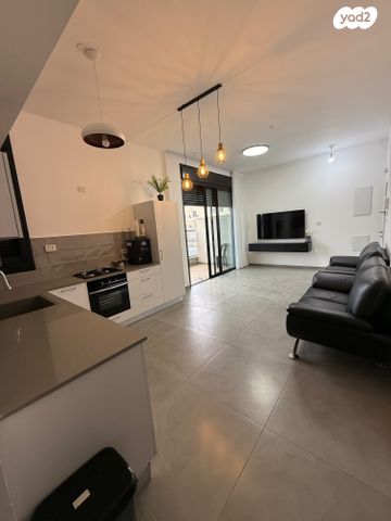 דירה, יהדות איטליה, נתיבות