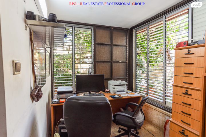 דו משפחתי, יפעת, תל אביב יפו