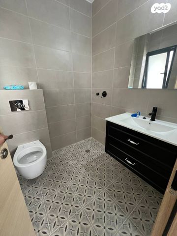 דירה, כרמי הנדיב, אחוזת רוטנר, קרית מלאכי