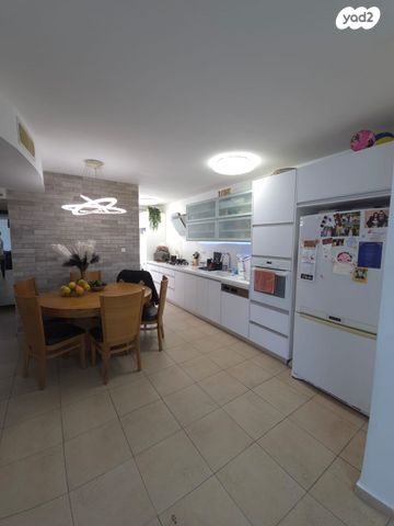 דירה, הזמיר, נהריה הירוקה, נהריה