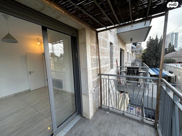 דירה, שאול אדלר, שכונת החבשים, ירושלים