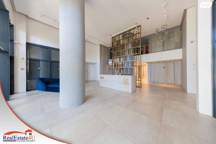 דירה, אמנון ליפקין שחק, נוף הטיילת, נתניה