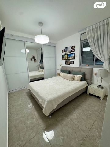 דירה, אלה, החורש, נתיבות