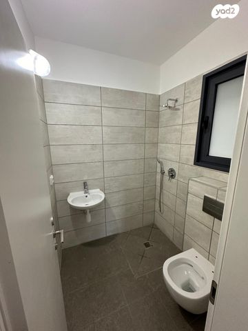 דירה, פרדה יזדאו אקלום, עפולה