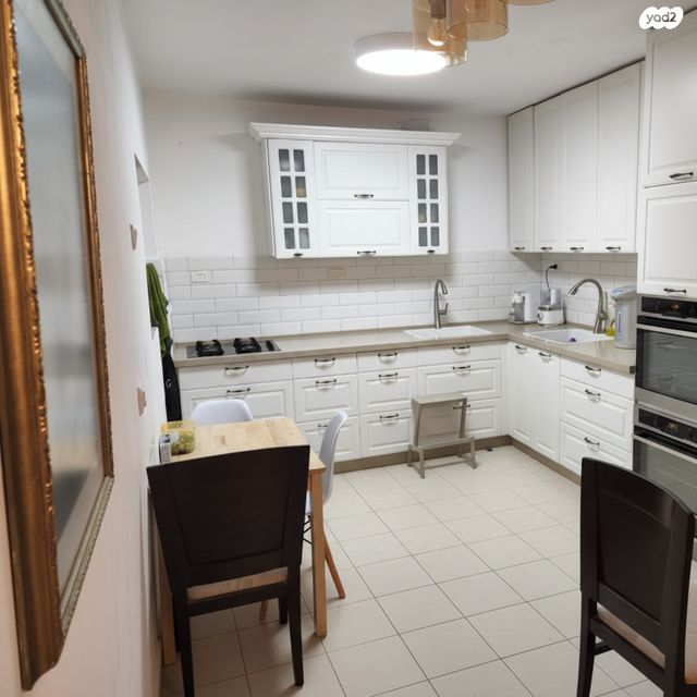 דירה, קרית מלאכי