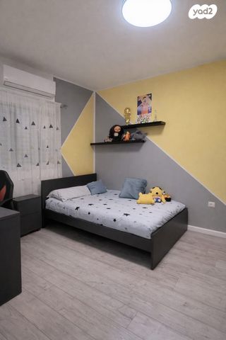 דירה, רש"י 45, רמב"ם, ראשון לציון