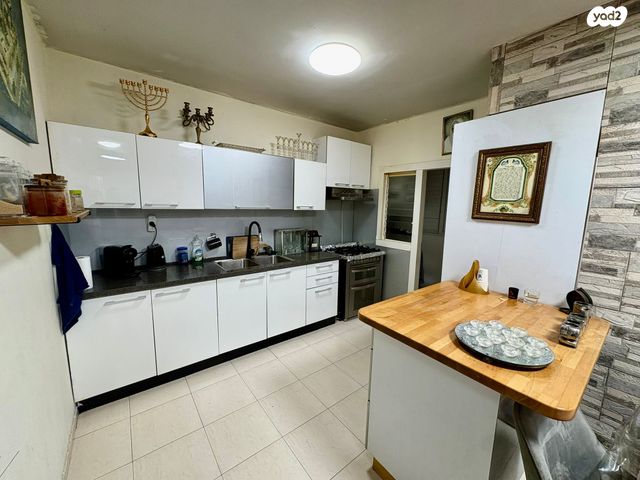 דירה, משה צדקה, נווה מאיר, רמלה