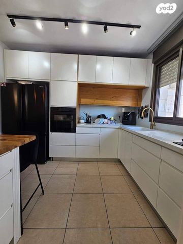 דירה, חנוך לוין 21, קרית האמנים, מצליח, רמלה