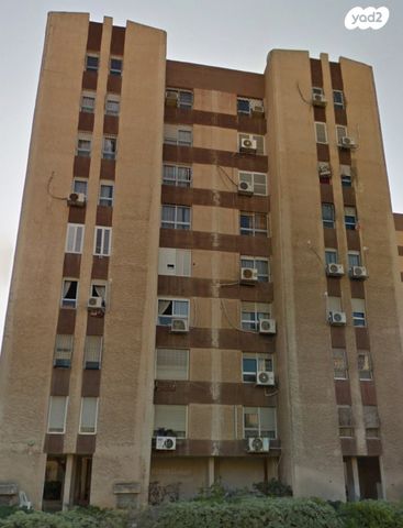 שדרות גולדה מאיר 11