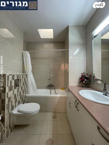 דירה, זאב שוהם, נעמ"ת, חיפה