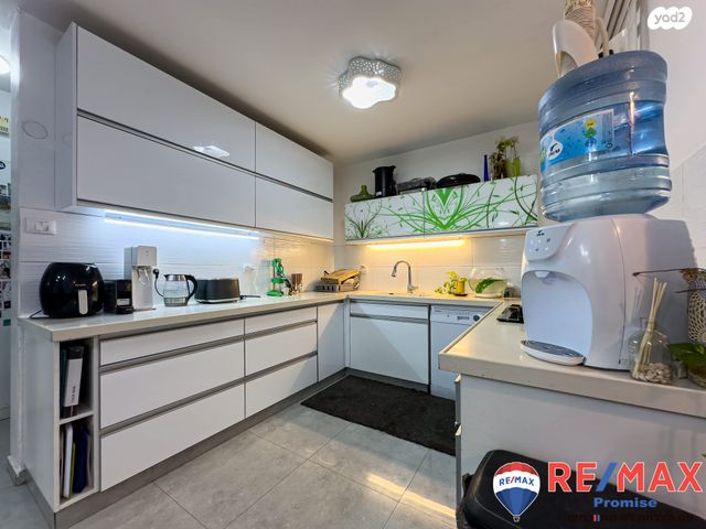 דירת גן, מגידו, אשקלון