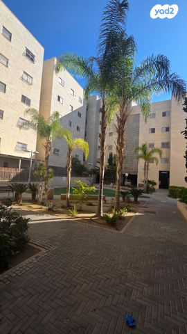 דירה, עוזי נרקיס, רמות הרכס, באר שבע