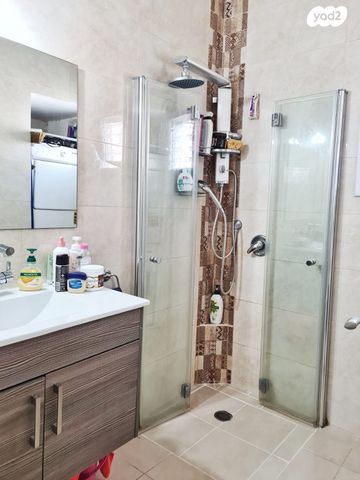 דירה, טרכטנברג, אברמוביץ', ראשון לציון