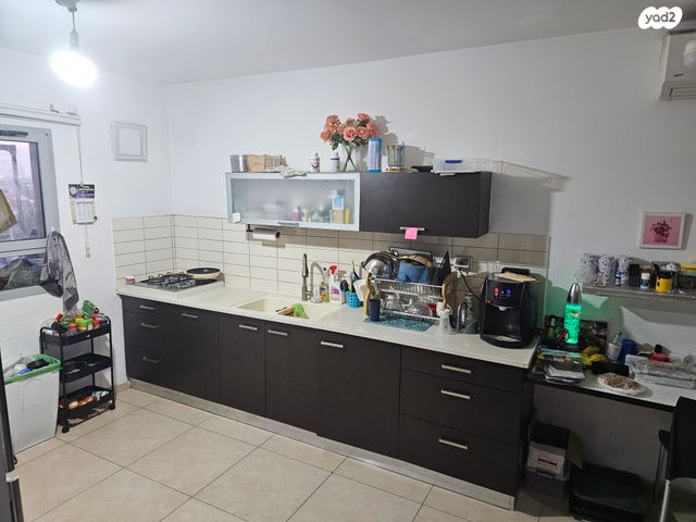 דירה, אלה, החורש, נתיבות