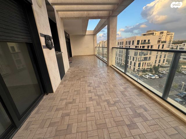 דירה, אור ים, אור עקיבא