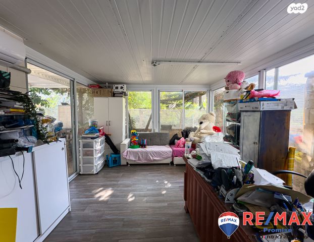 דירת גן, מגידו, אשקלון